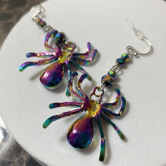 Fashion Spider Crystal Drop Earrings - Picture 7 of 10